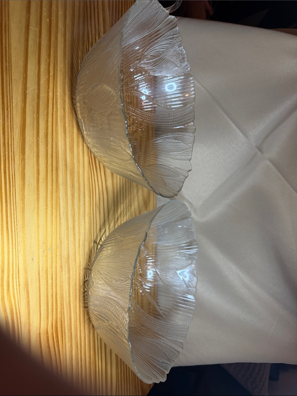 Vintage Arcoroc France Canterbury Crocus Glass Large Serving Bowls Set of 2 MCM